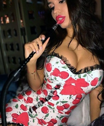 Я живу в Москве, великолепном городе возможностей и страсти. Мои услуги насыщены страстью и нежностью, я создам для тебя незабываемую атмосферу нашей встречи. В моем арсенале - разнообразие интимных утех, сексуальных игр, массажей и многое другое. Мое фото подтверждают мою красоту и изящество. Вместе мы откроем новые грани наслаждения и полетим в мир наших фантазий. Уже множество мужчин ценили мое обаяние и оставили положительные отзывы обо мне. Жду тебя, чтобы сделать нашу встречу по-настоящему незабываемой! 💋 5899, 22 года